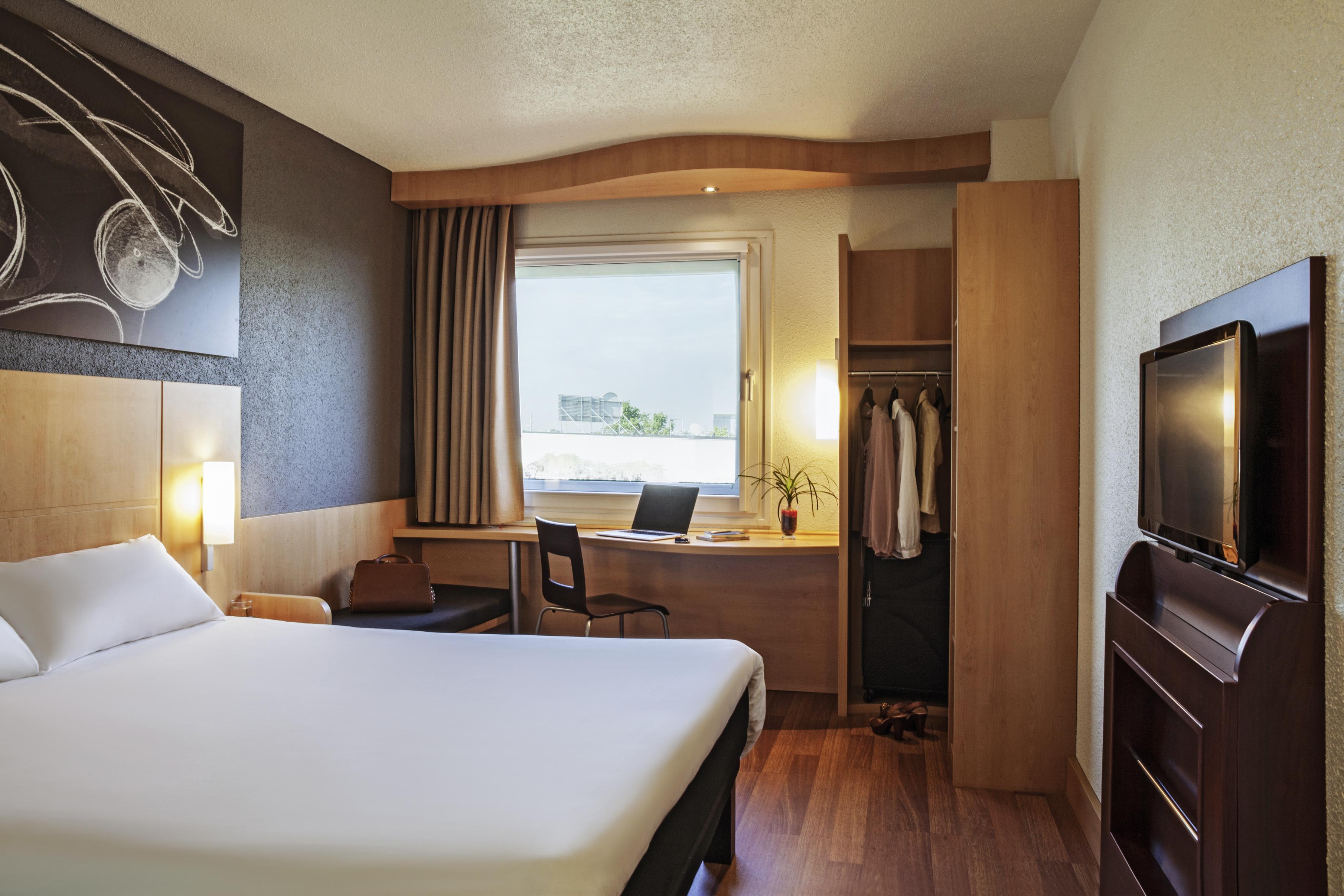 Ibis Barcelona Meridiana Ngoại thất bức ảnh