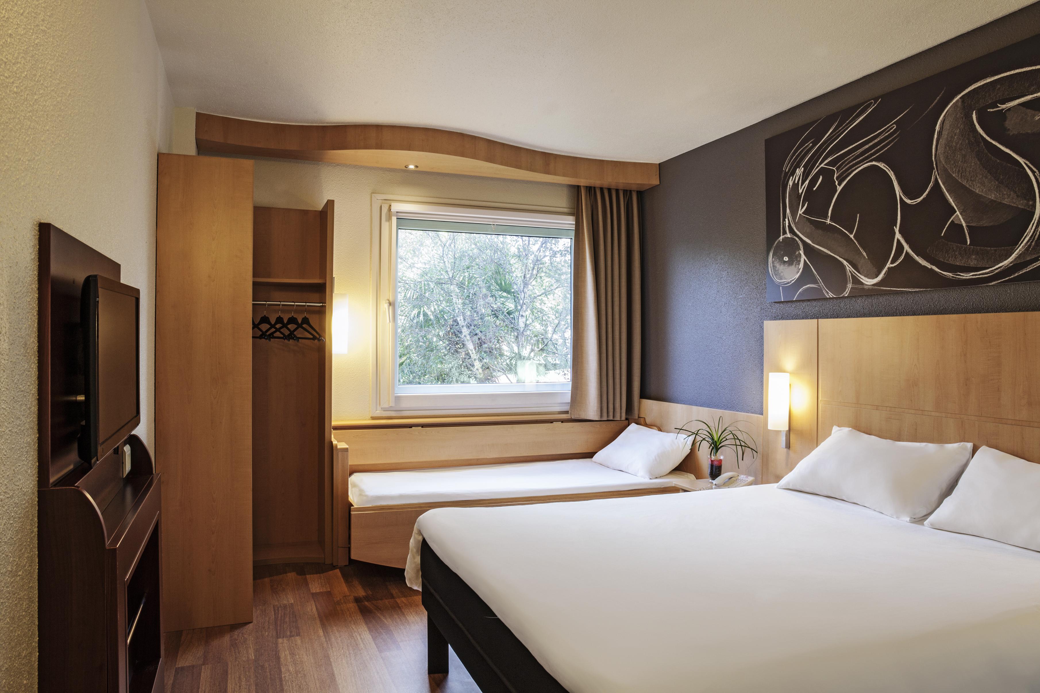 Ibis Barcelona Meridiana Hotel Ngoại thất bức ảnh