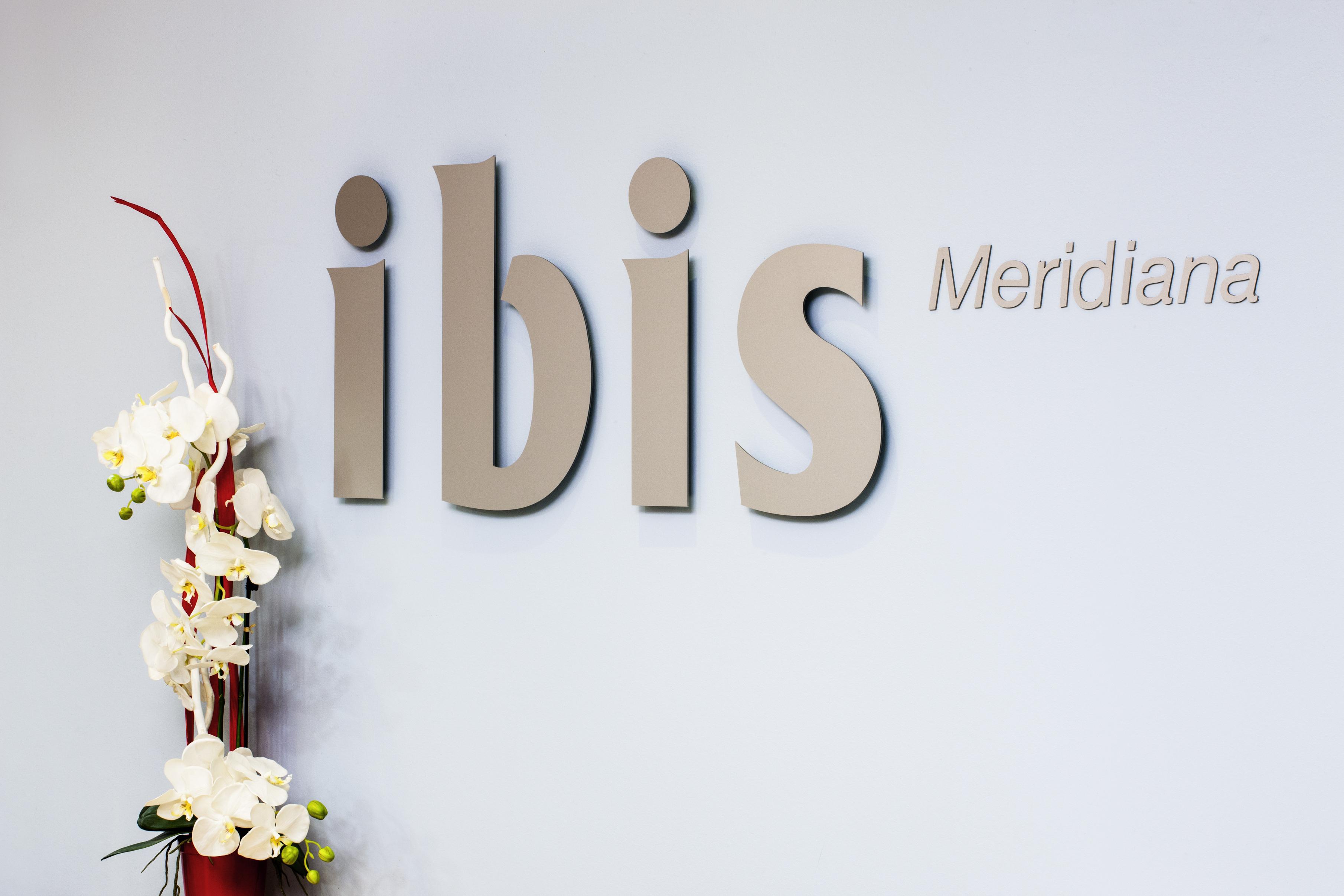 Ibis Barcelona Meridiana Hotel Ngoại thất bức ảnh