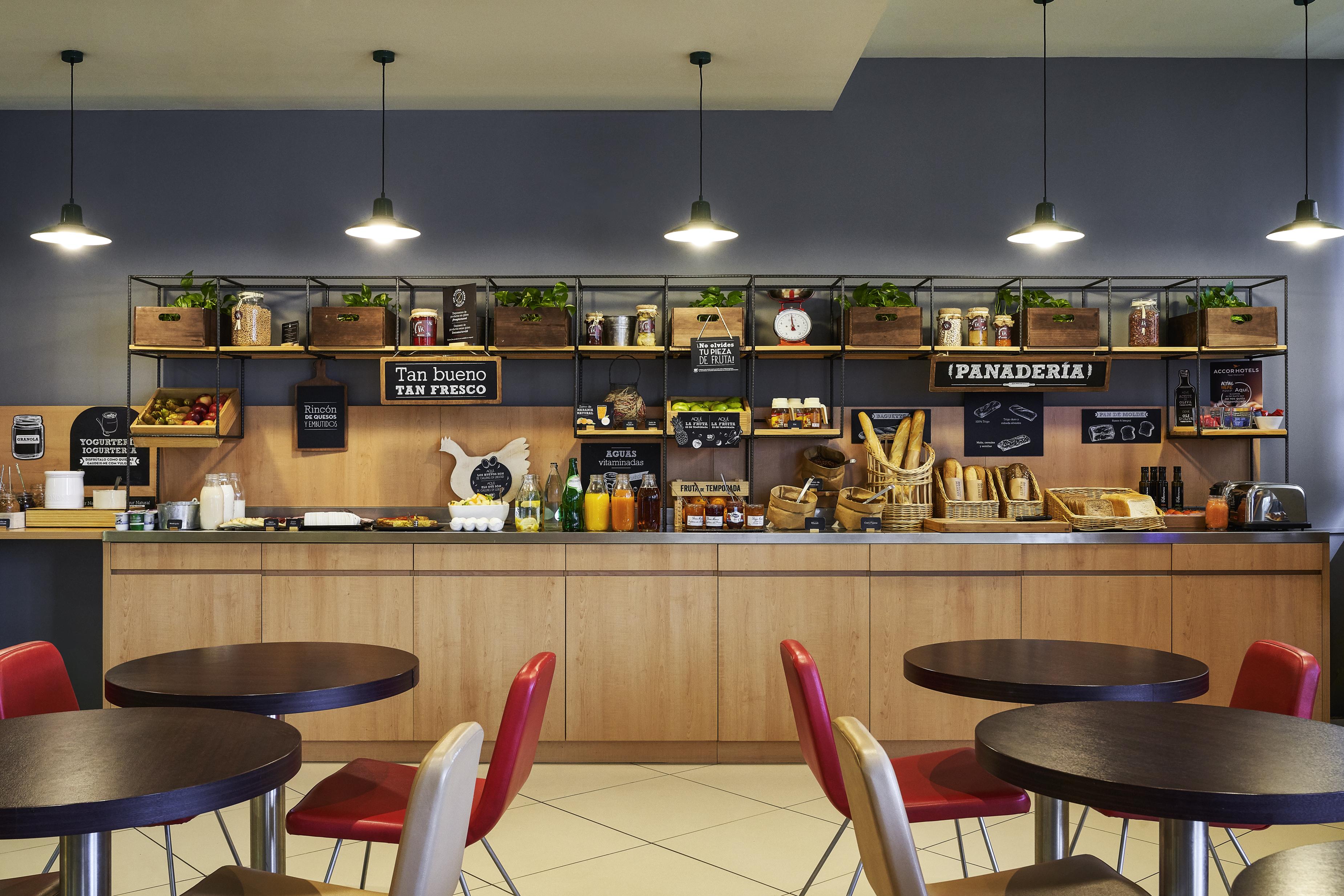 Ibis Barcelona Meridiana Ngoại thất bức ảnh