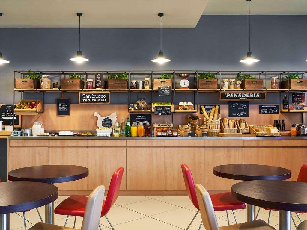 Ibis Barcelona Meridiana Ngoại thất bức ảnh