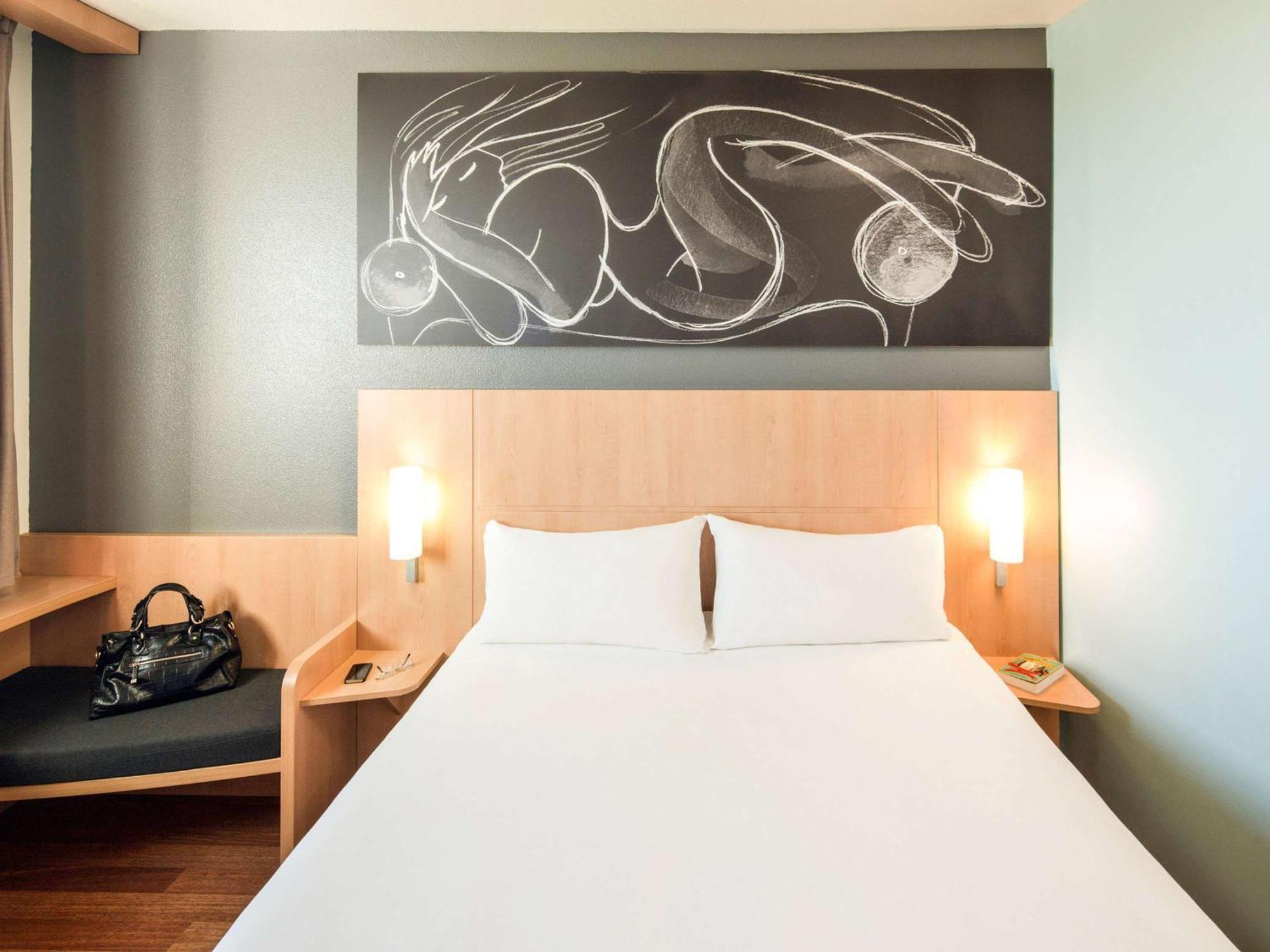 Ibis Barcelona Meridiana Hotel Ngoại thất bức ảnh