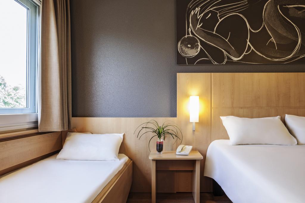 Ibis Barcelona Meridiana Hotel Ngoại thất bức ảnh